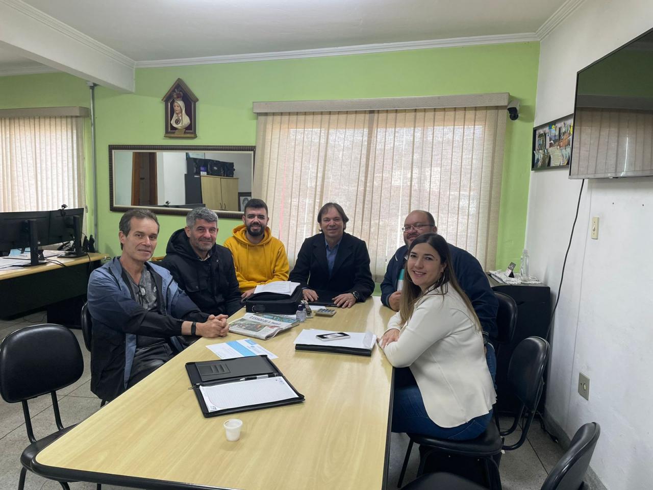 Escola do Legislativo visita Diretoria de Ensino de Caieiras